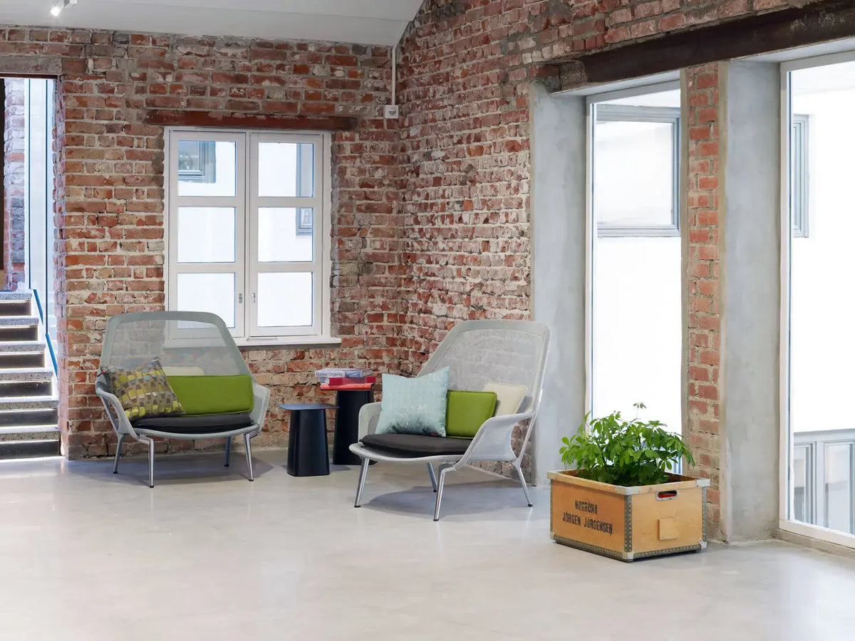 Vitra Slow Chair und Ottoman Sessel