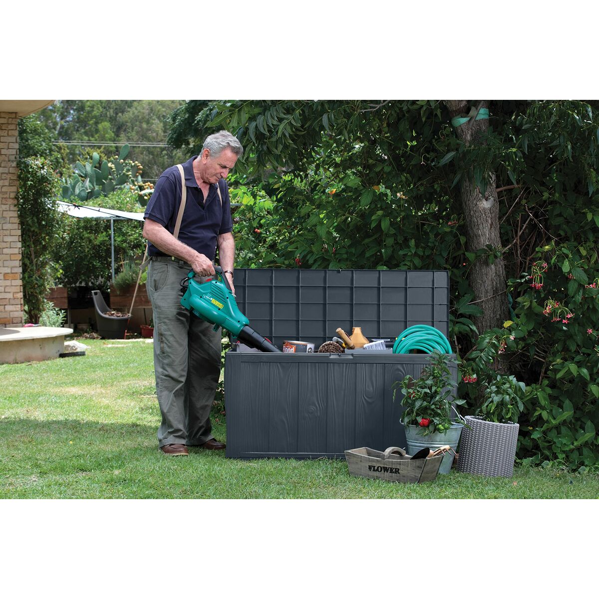 Caja de almacenaje de plástico grafito, 270 L, con tapa — imagen 9