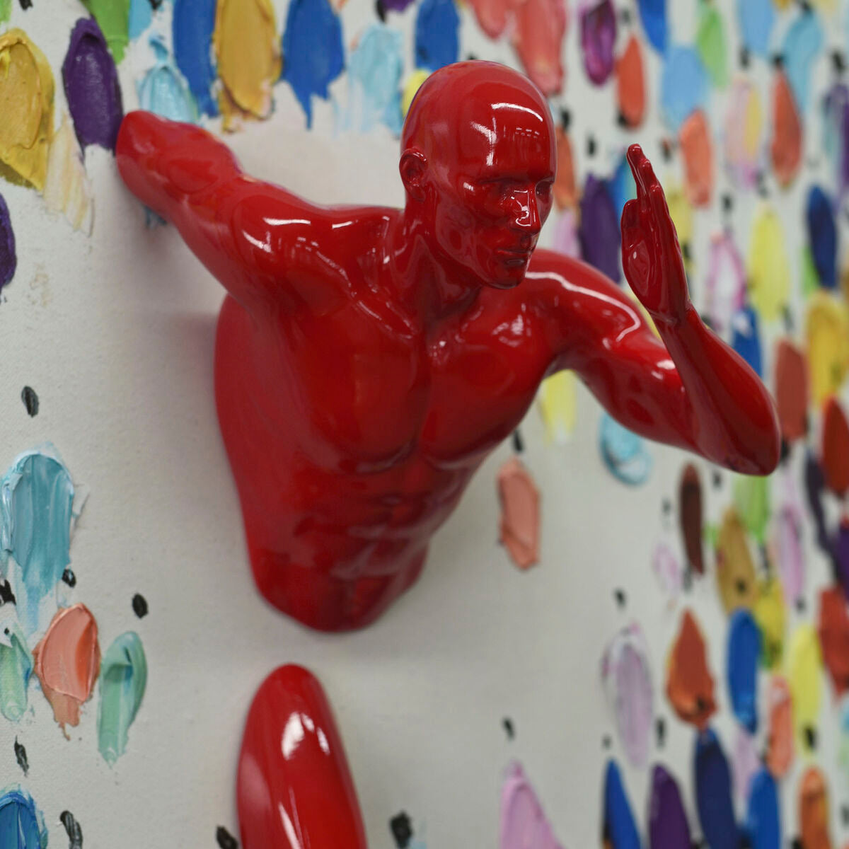 Cuadro moderno con hombre pintado a mano, rojo, 80 x 3,5 x 80 cm — imagen 6