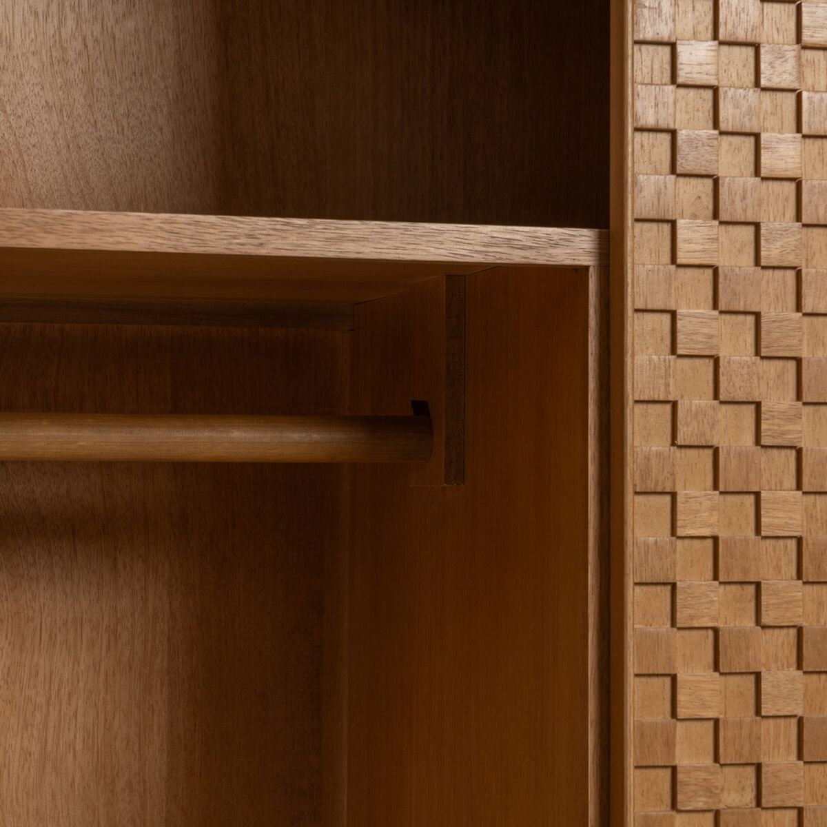 Aparador de hierro y madera MDF, requiere montaje — imagen 7