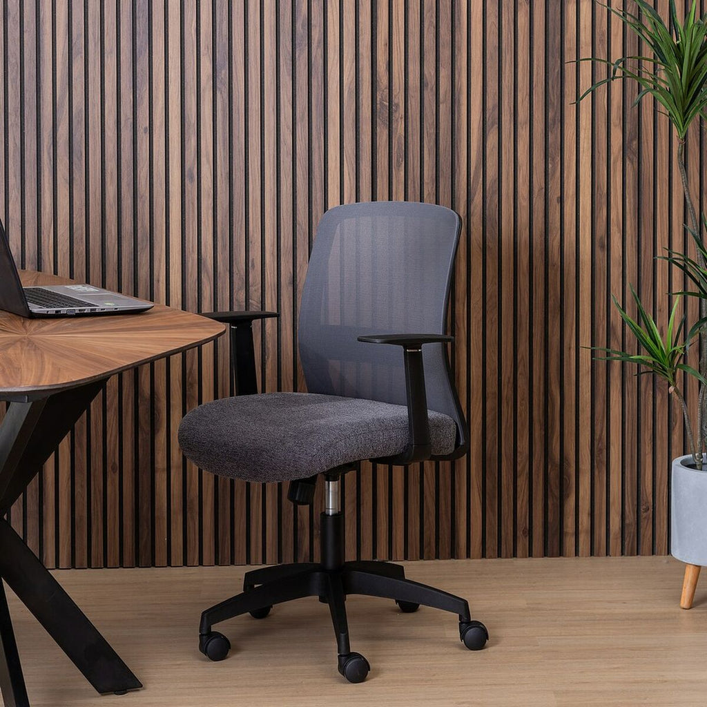 Silla de oficina negra con ruedas, 62 x 56 x 85,5 cm — imagen 3