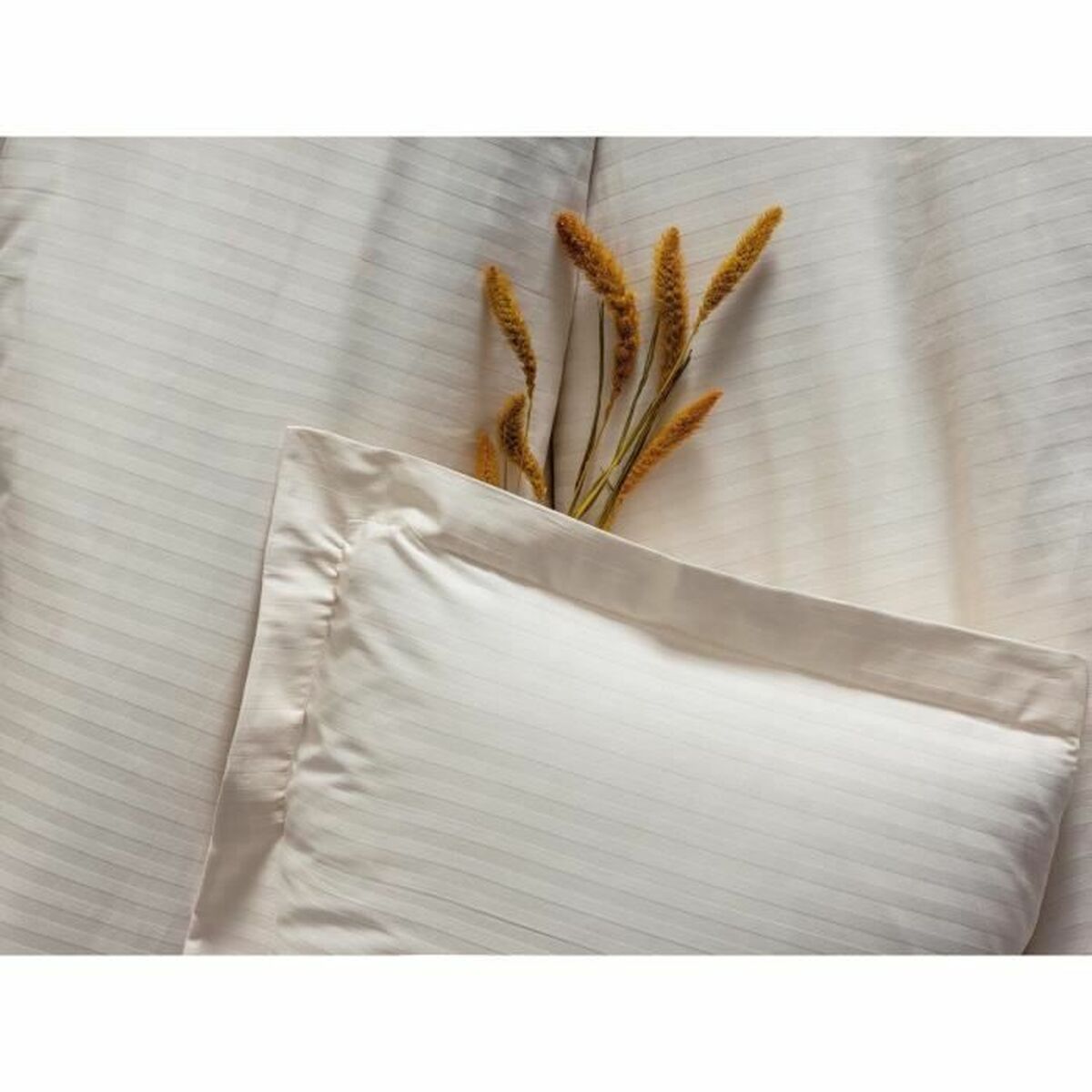 Funda nórdica de algodón blanco con dos fundas de almohada — imagen 2