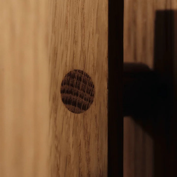 Ferm Living Stilt Kleiderschrank