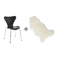 Fritz Hansen Aktionsset Serie 7™ Stuhl gefärbte Esche + Fell