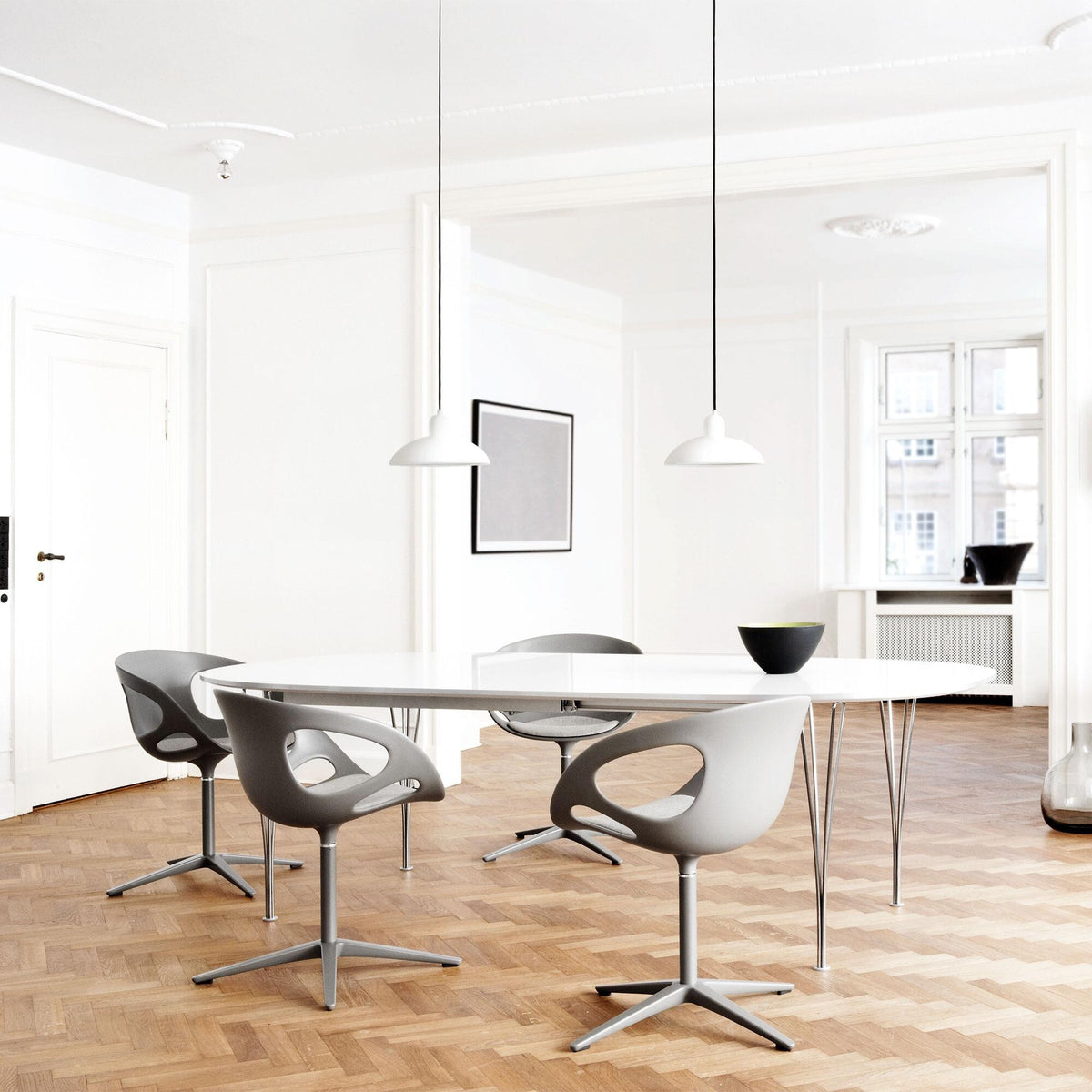 Fritz Hansen B614 Super-elliptischer Tisch 240x120x72cm