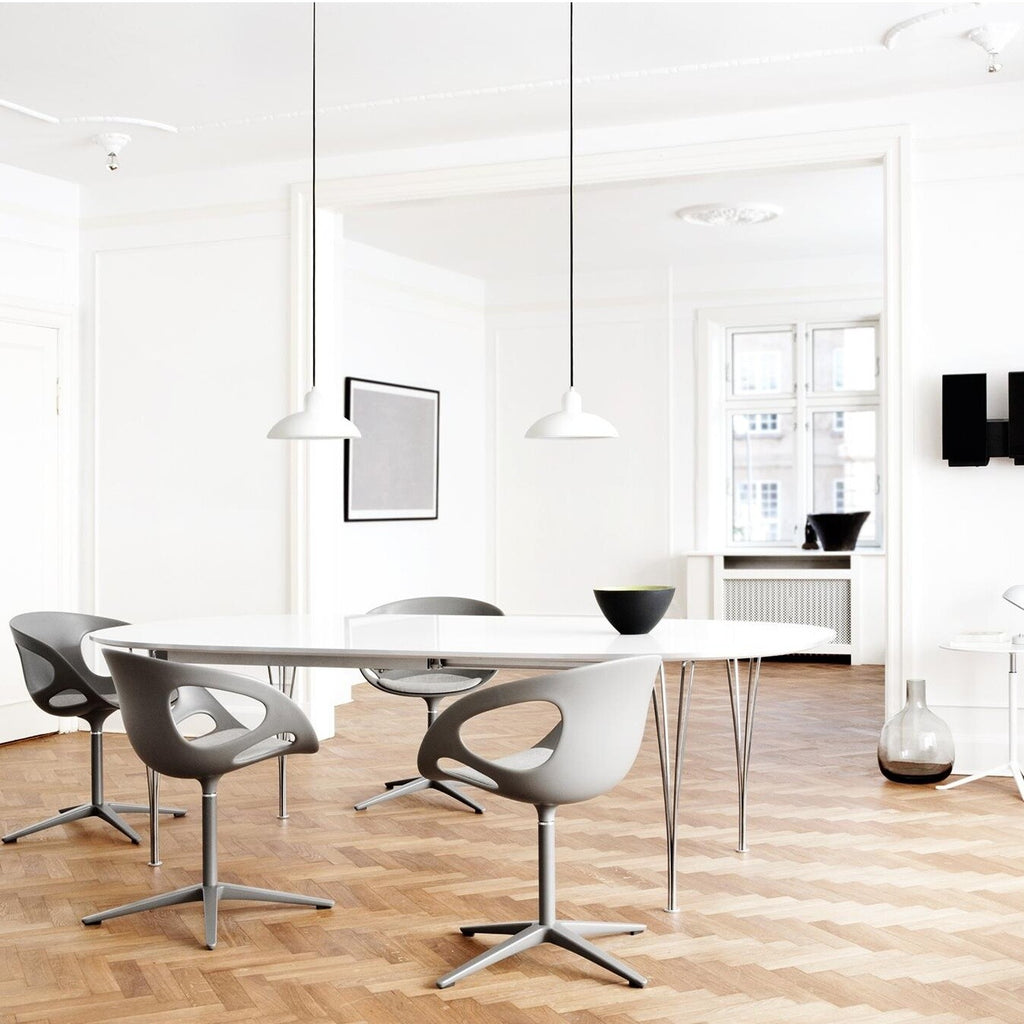 Fritz Hansen B619 Super-elliptischer Tisch Laminat ausziehbar