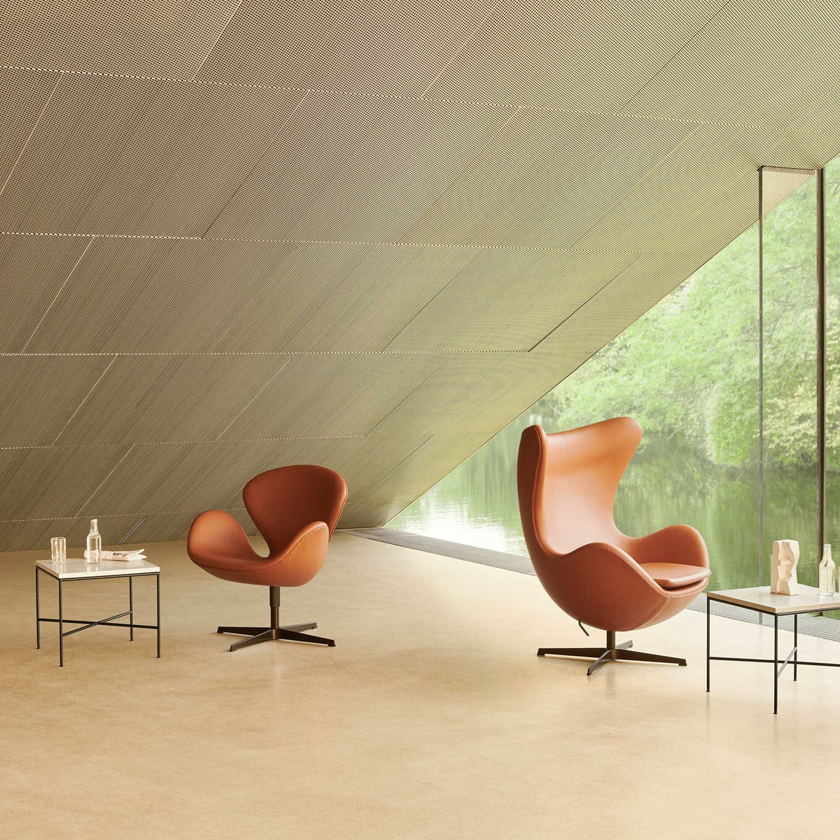 Fritz Hansen Der Schwan™/ Swan™ Sessel Leder Gestell Braun Bronze