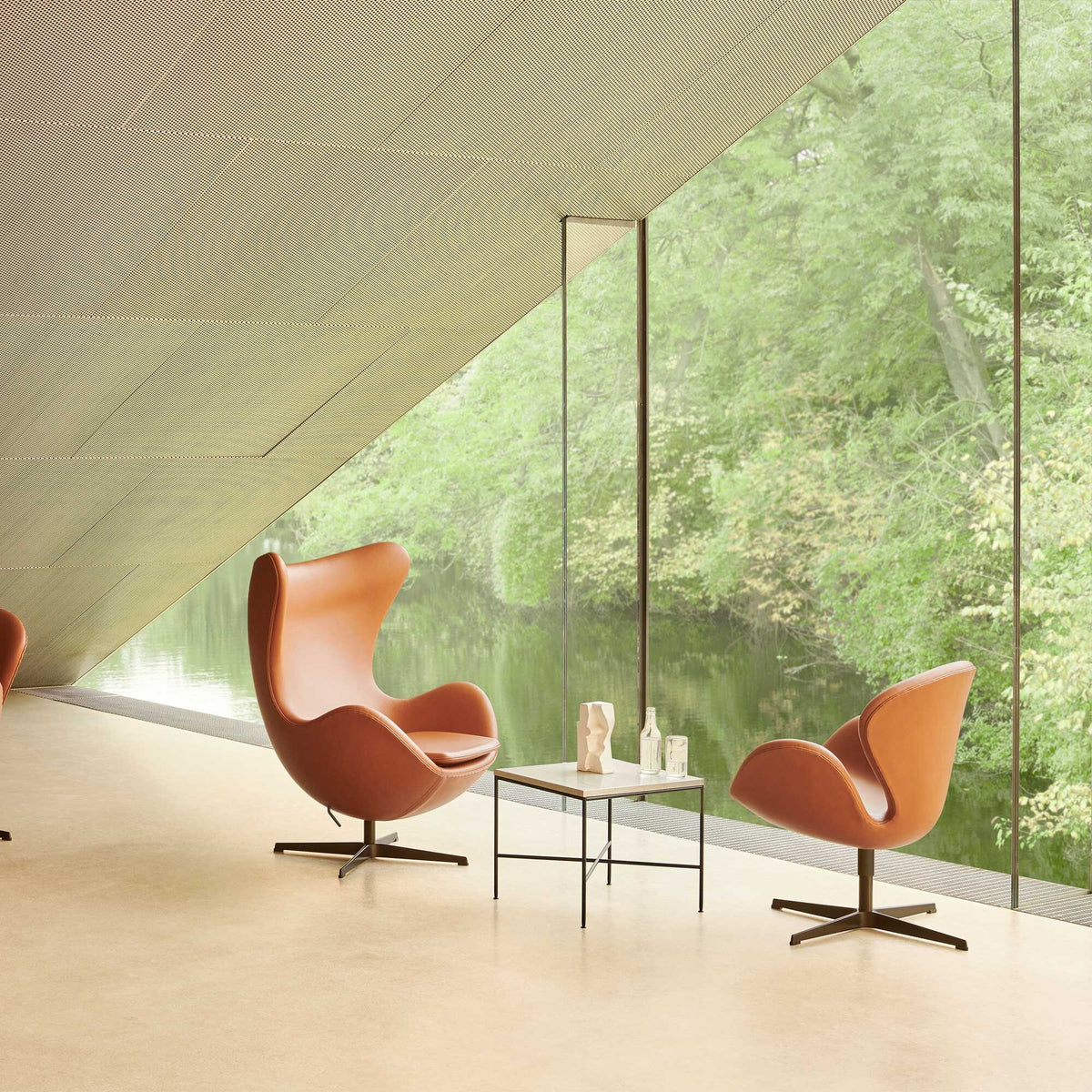 Fritz Hansen Der Schwan™/ Swan™ Sessel Leder Gestell Braun Bronze