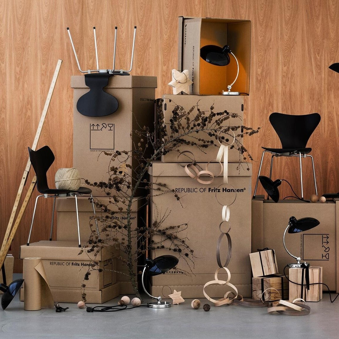 Fritz Hansen Die Ameise™ Stuhl gefärbte Esche