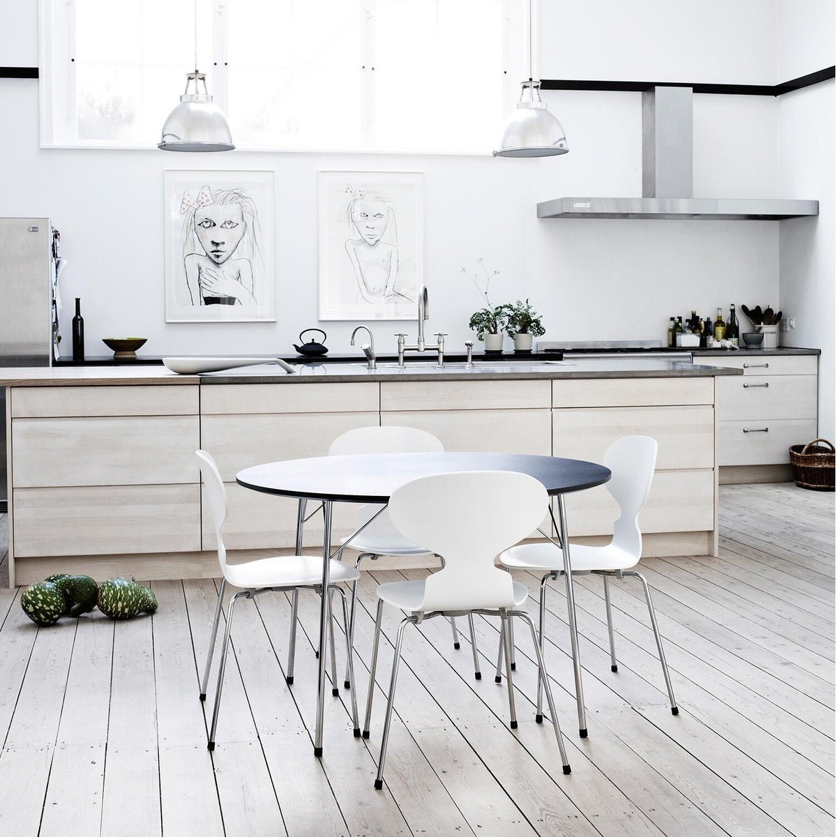 Fritz Hansen Die Ameise™ Stuhl gefärbte Esche