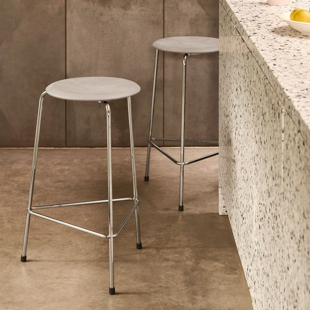 Fritz Hansen Dot™ Barhocker