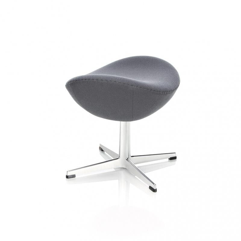 Fritz Hansen Egg/Das Ei™ Fußhocker Stoff