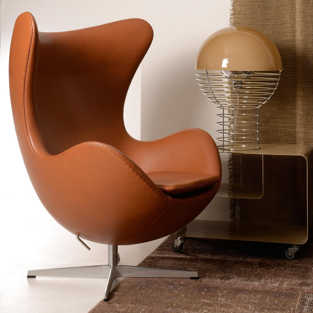 Fritz Hansen Egg/ Das Ei™ Loungesessel Leder