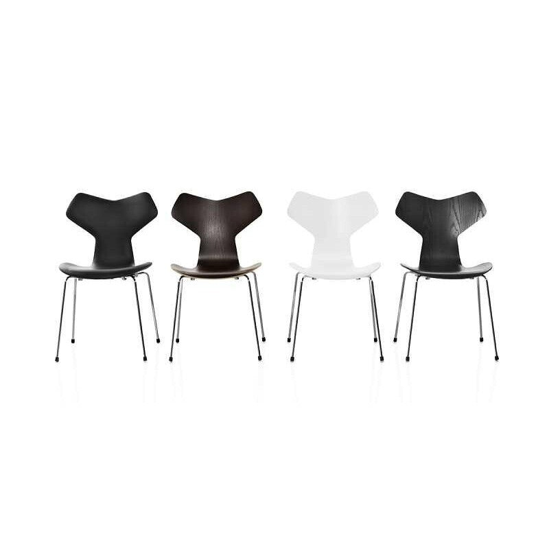 Fritz Hansen Grand Prix™ Stuhl gefärbte Esche