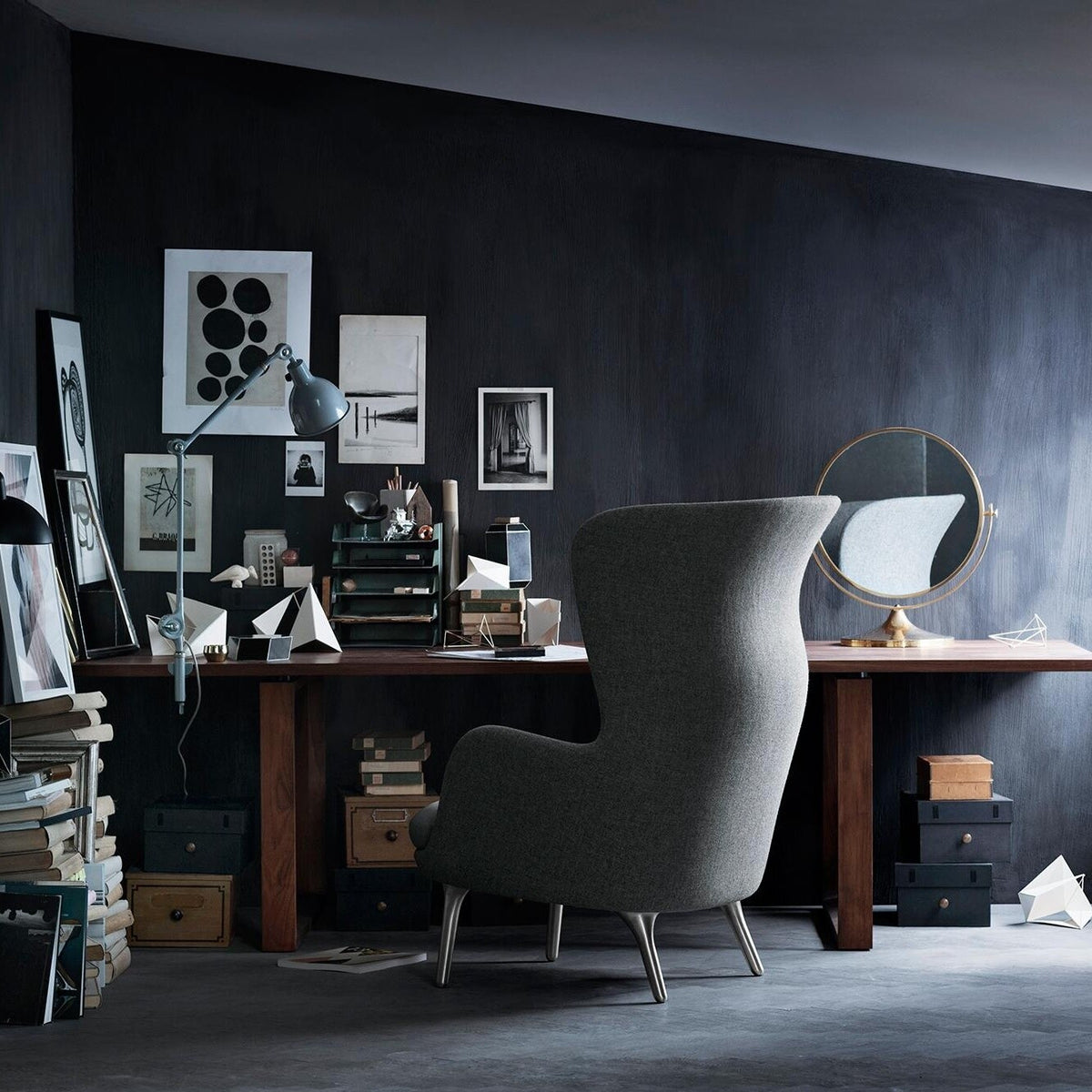 Fritz Hansen Ro™ JH1 Ohrensessel Stoff Füße aus Aluminium