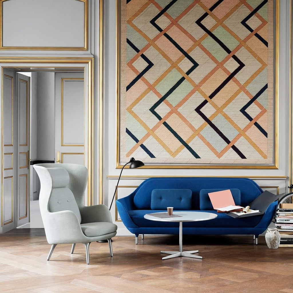 Fritz Hansen Ro™ JH1 Ohrensessel Stoff Füße aus Aluminium