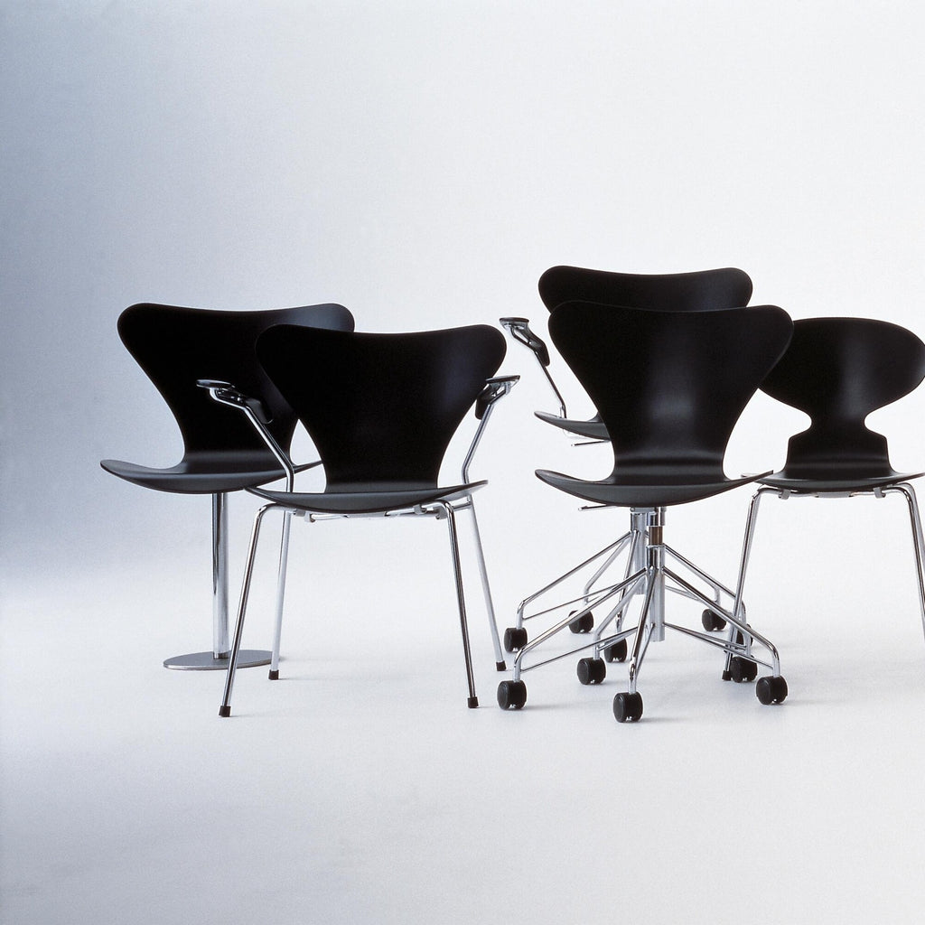 Fritz Hansen Serie 7™ Drehstuhl