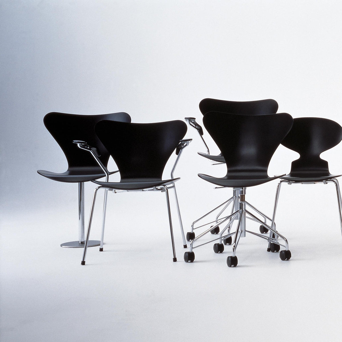 Fritz Hansen Serie 7™ Drehstuhl