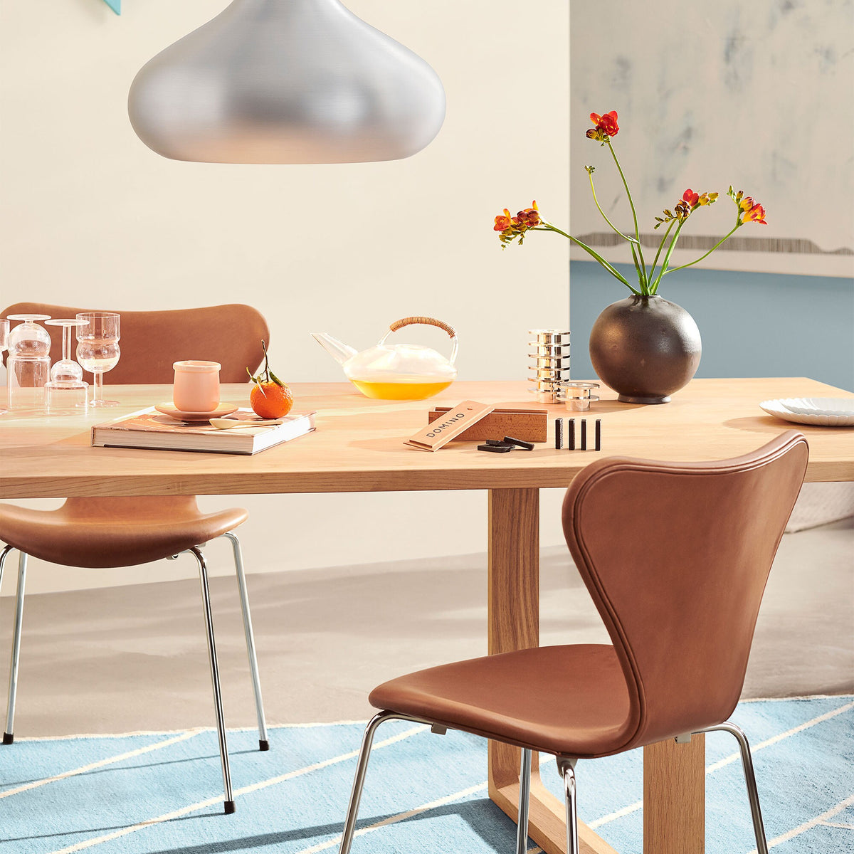 Fritz Hansen Serie 7™ Stuhl Leder vollgepolstert