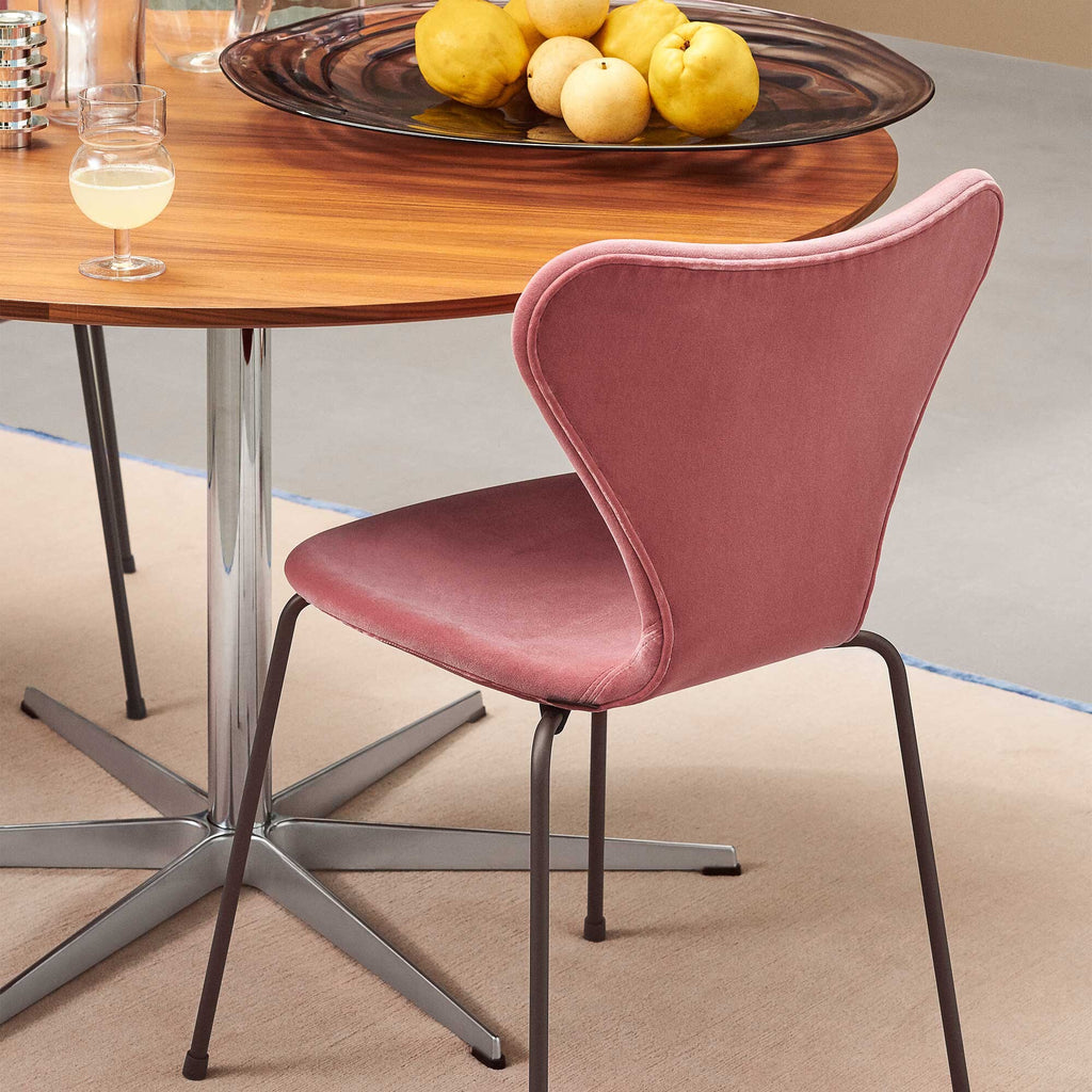 Fritz Hansen Serie 7™ Stuhl Samt