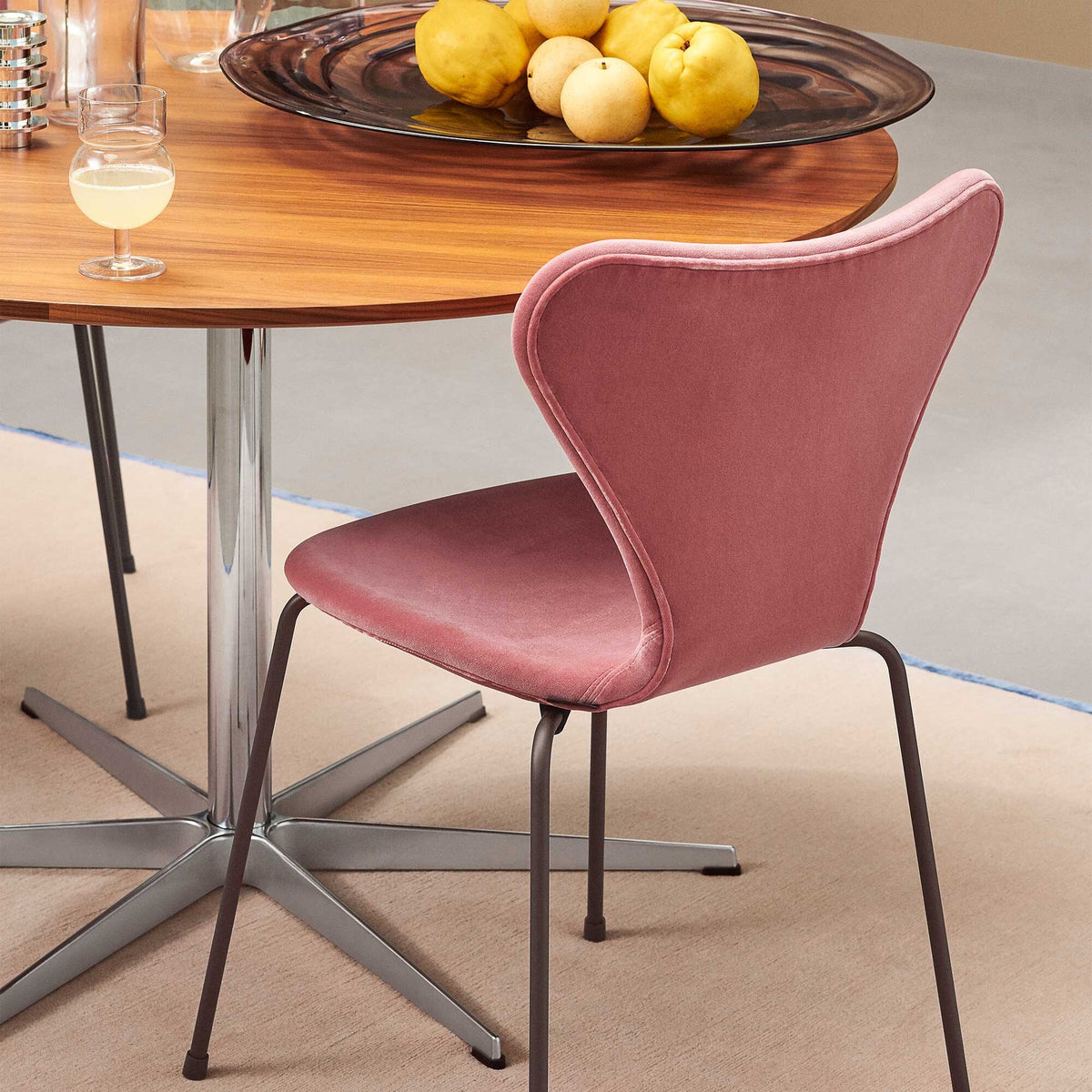 Fritz Hansen Serie 7™ Stuhl Samt