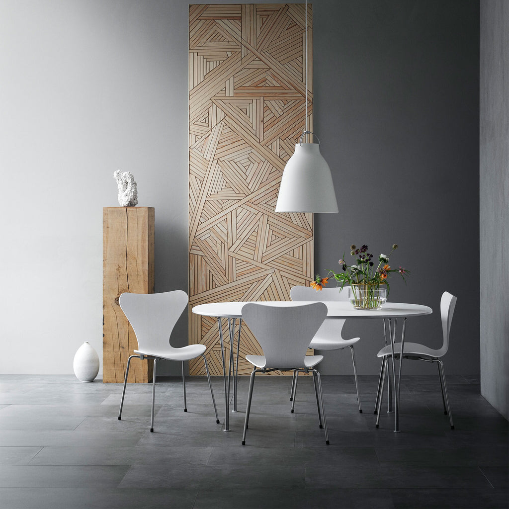 Fritz Hansen Serie 7™ Stuhl gefärbte Esche Gestell Verchromt