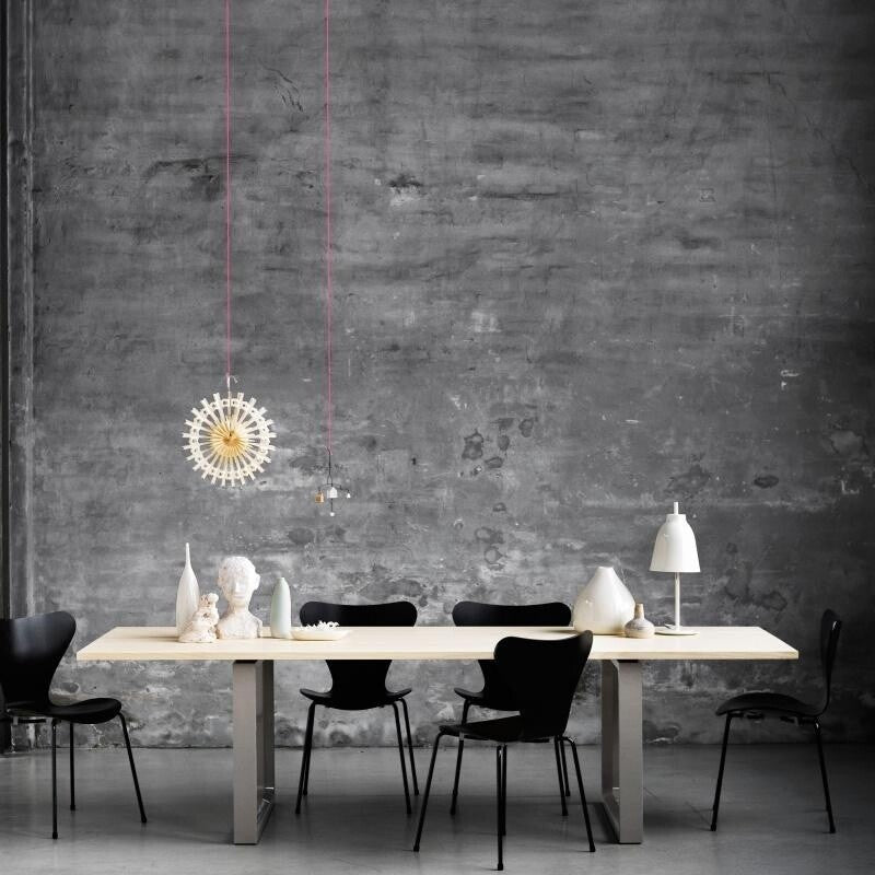 Fritz Hansen Serie 7™ Stuhl gefärbte Esche Gestell Verchromt