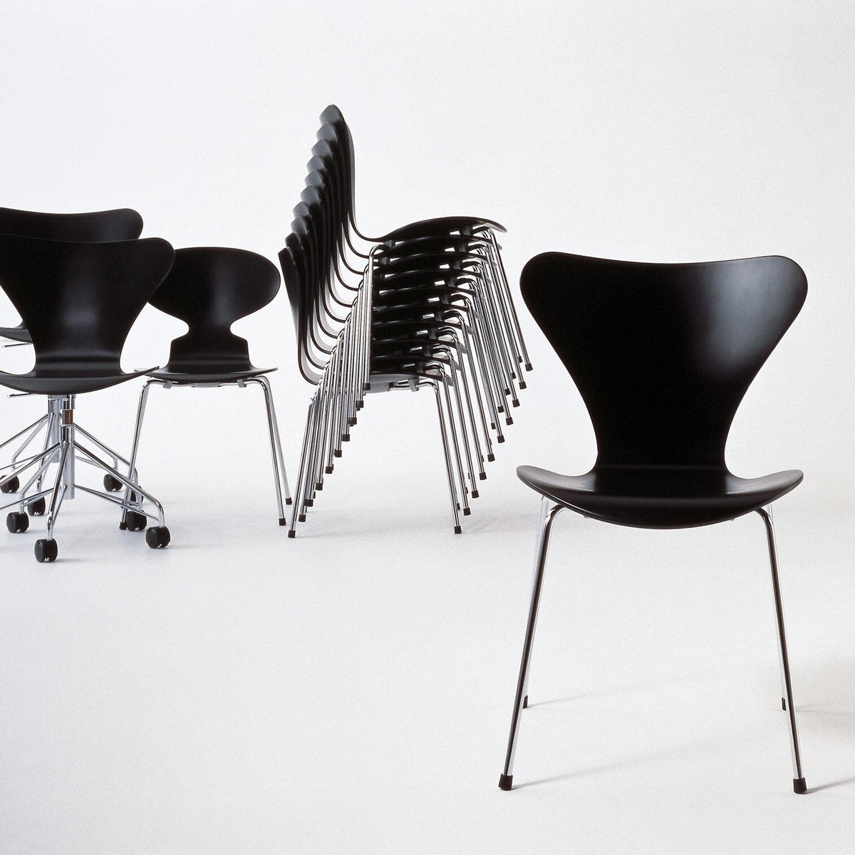 Fritz Hansen Serie 7™ Stuhl lackiert