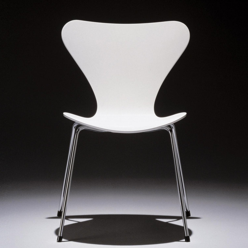 Fritz Hansen Serie 7™ Stuhl lackiert 4er Set