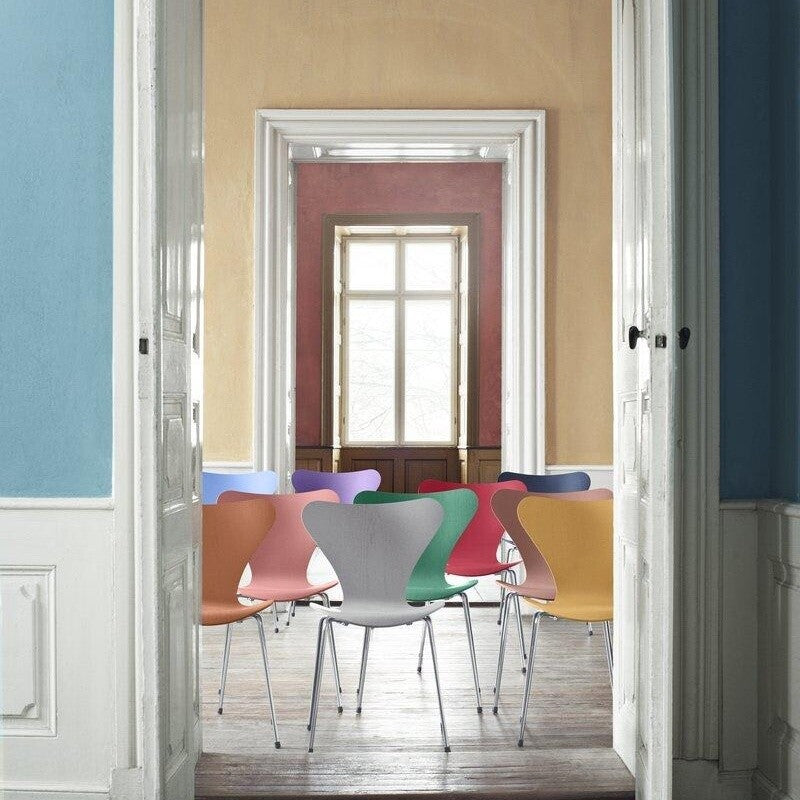 Fritz Hansen Serie 7™ Stuhl lackiert 4er Set