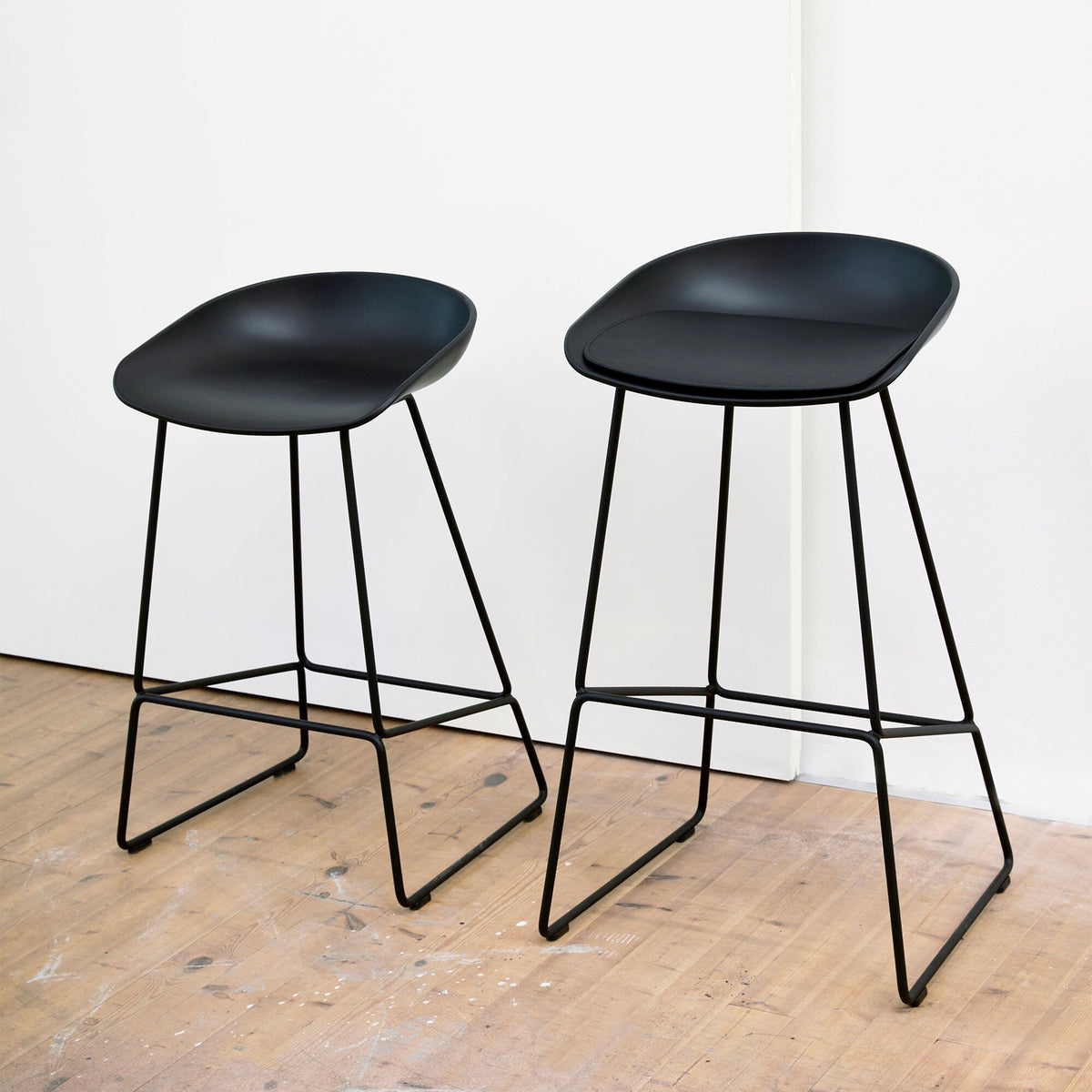 HAY About a Stool AAS 38 2.0 Barhocker hoch Gestell schwarz