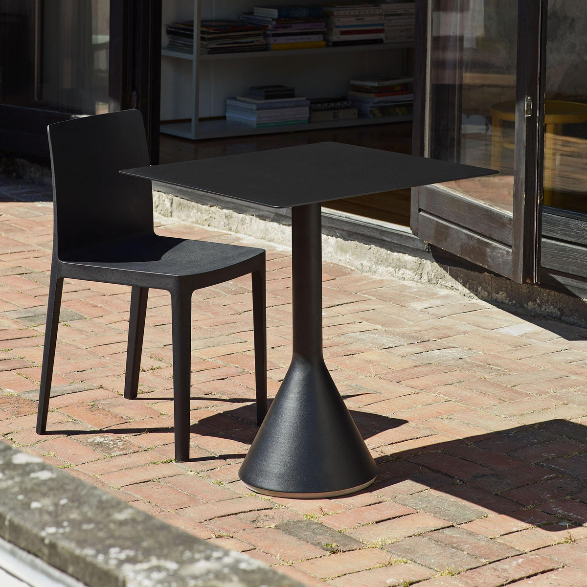 HAY Palissade Cone Gartentisch 65x65cm