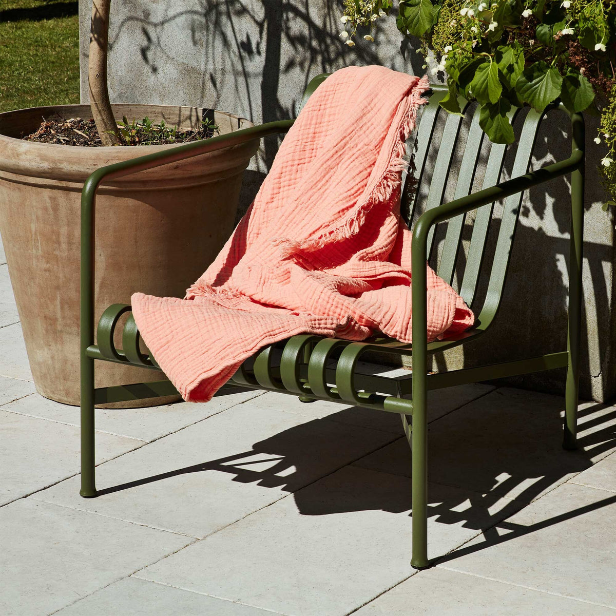 HAY Palissade Gartenset 2 Lounge Chairs Low + 2 Ottomane