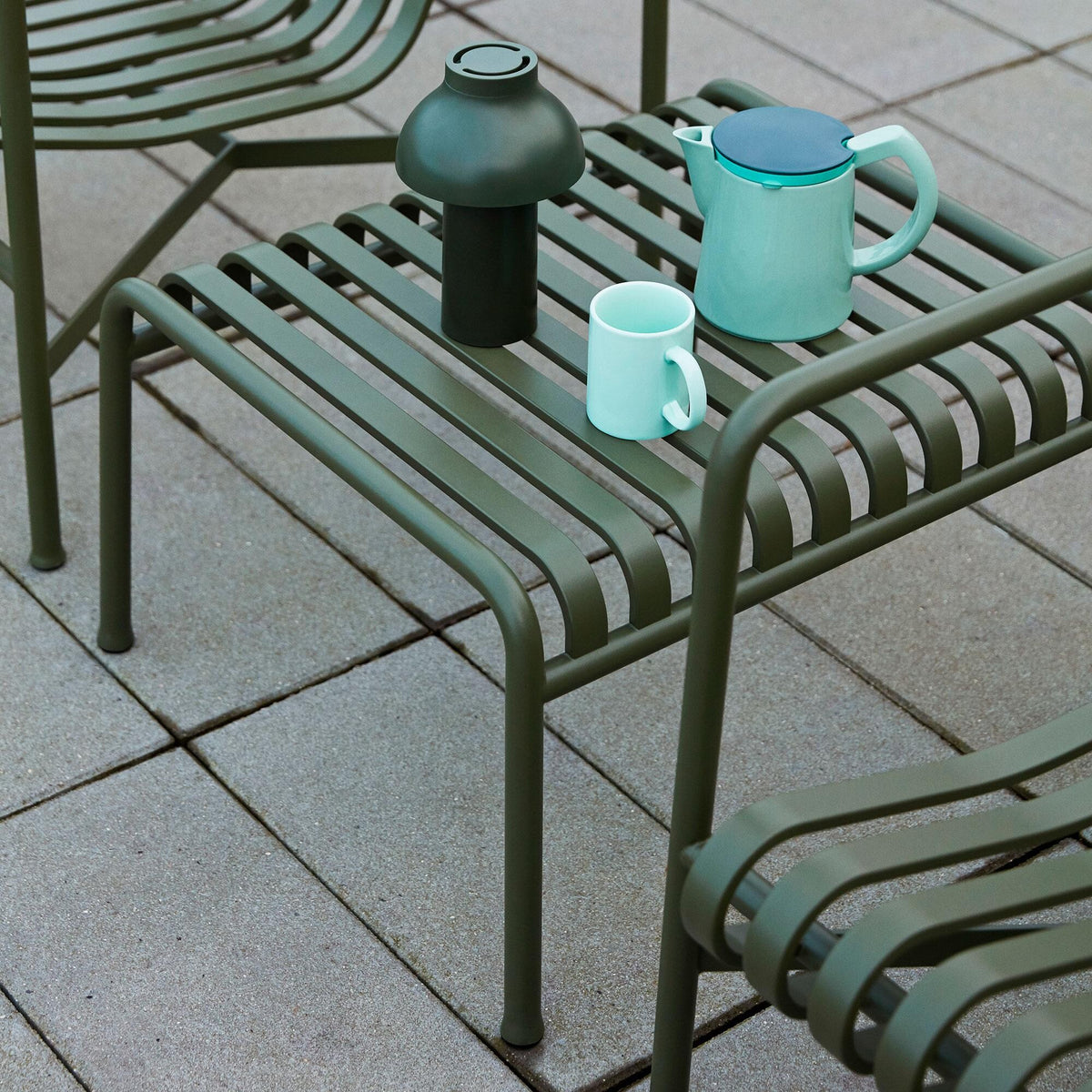 HAY Palissade Gartenset 2 Lounge Chairs Low + 2 Ottomane