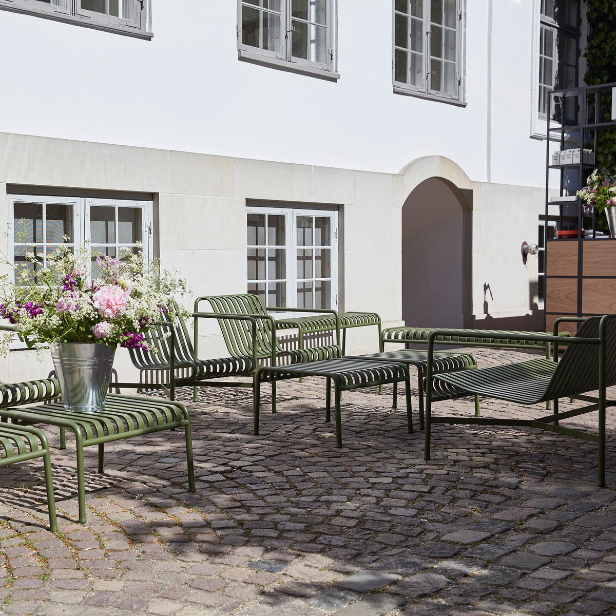 HAY Palissade Gartenset Lounge Sofa + Ottoman