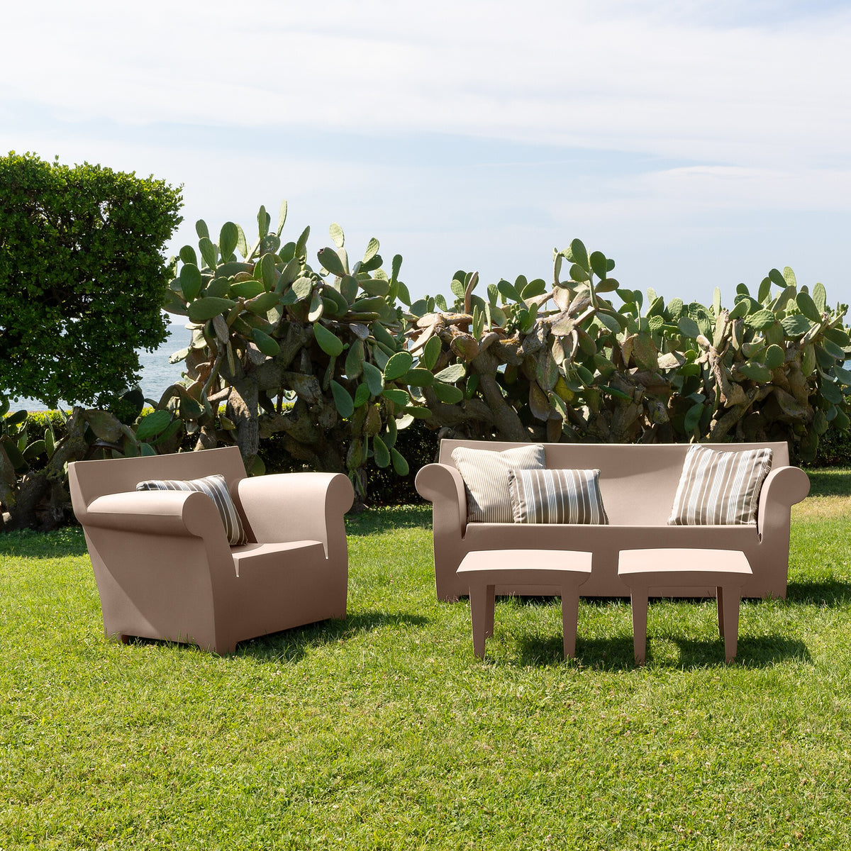 Kartell Bubble Club 2-Sitzer Outdoor Sofa