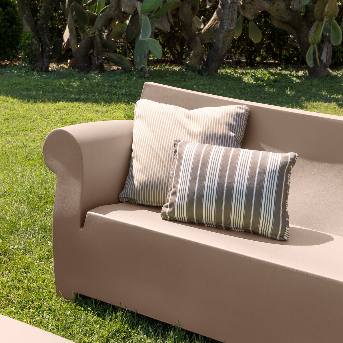Kartell Bubble Club 2-Sitzer Outdoor Sofa