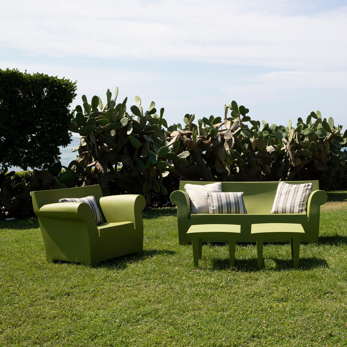 Kartell Bubble Club Garten Beistelltisch