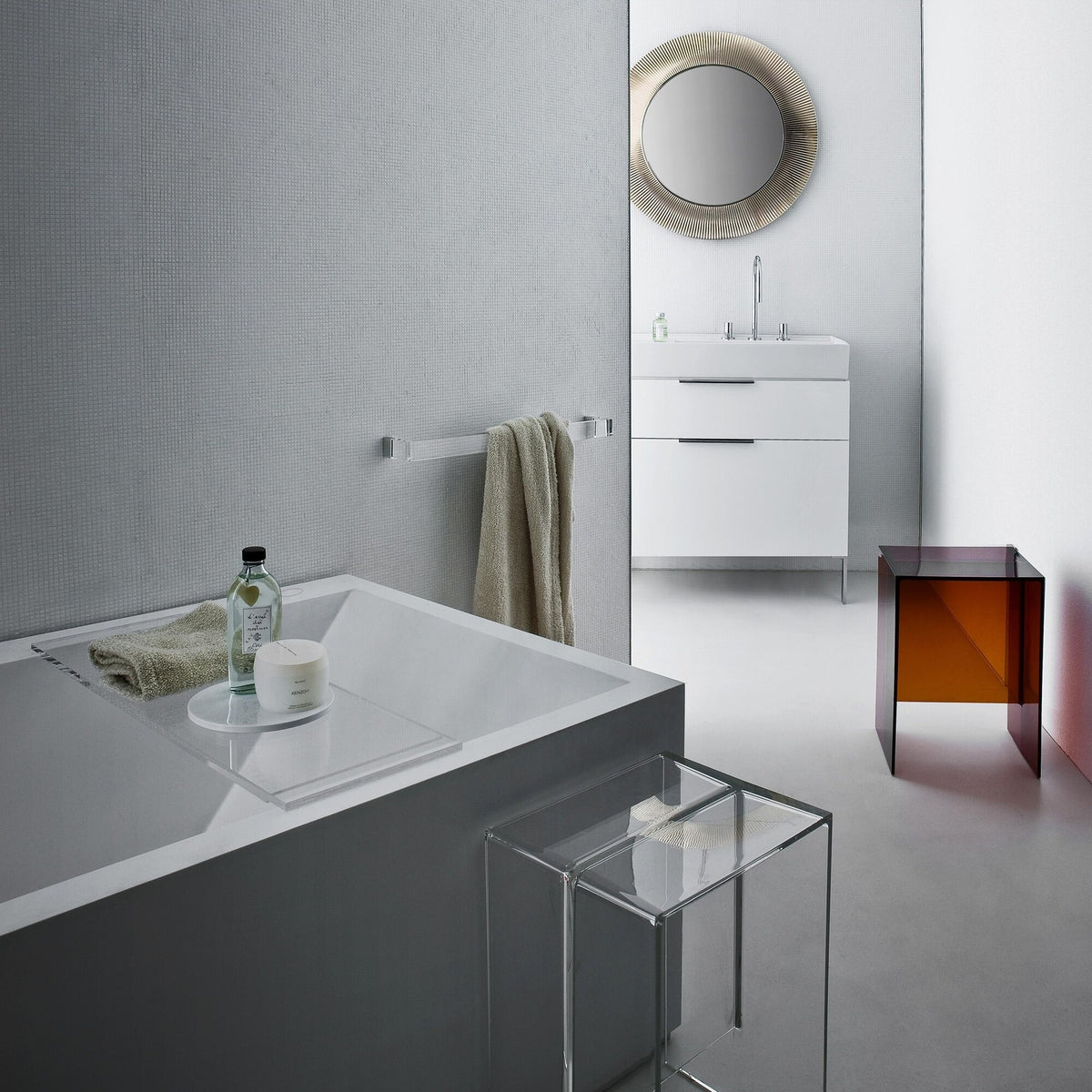 Kartell Laufen Max-Beam Hocker/Beistelltisch