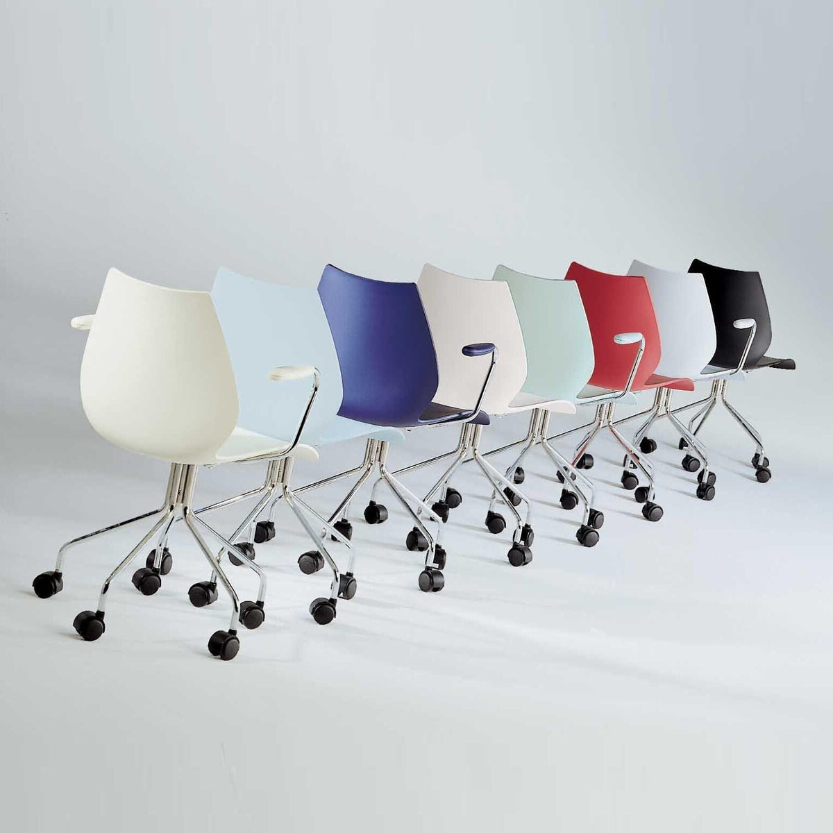 Kartell Maui Bürostuhl mit Armlehnen