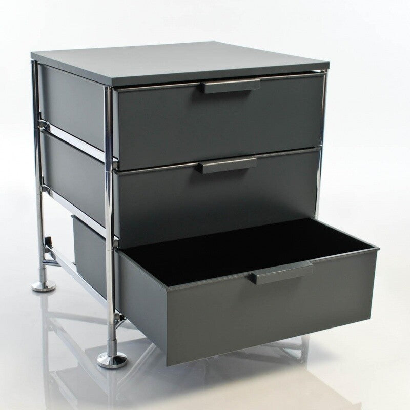 Kartell Mobil 3 Container mit Füßen