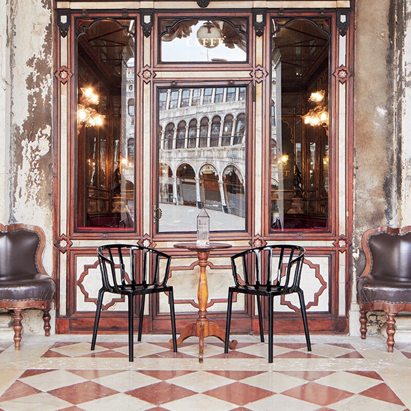 Kartell Venice Gartenarmlehnstuhl glänzend