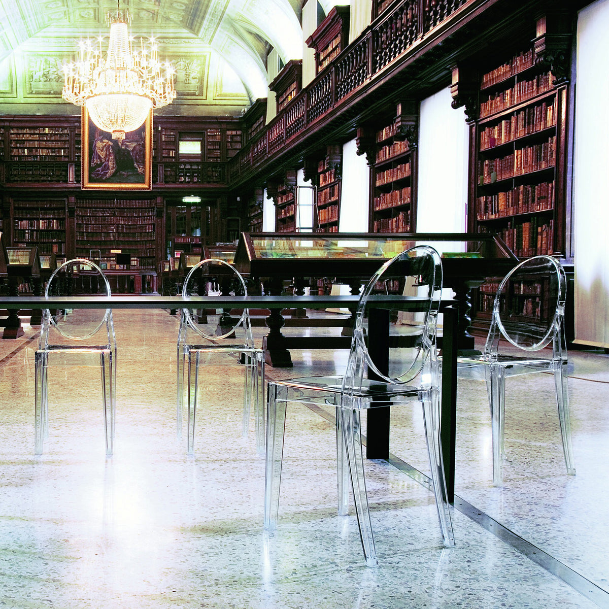 Kartell Victoria Ghost Stuhl