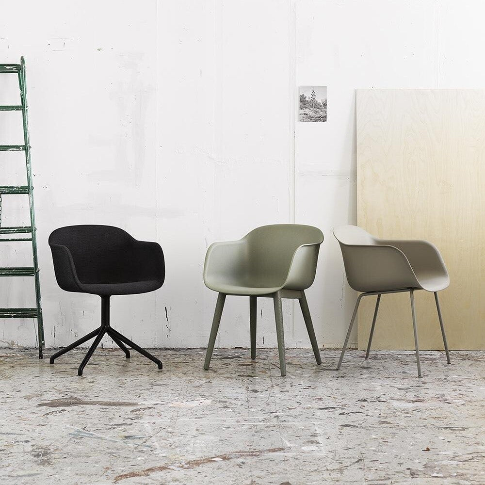 Muuto Fiber Chair Armlehnstuhl mit Holzgestell Recycelt