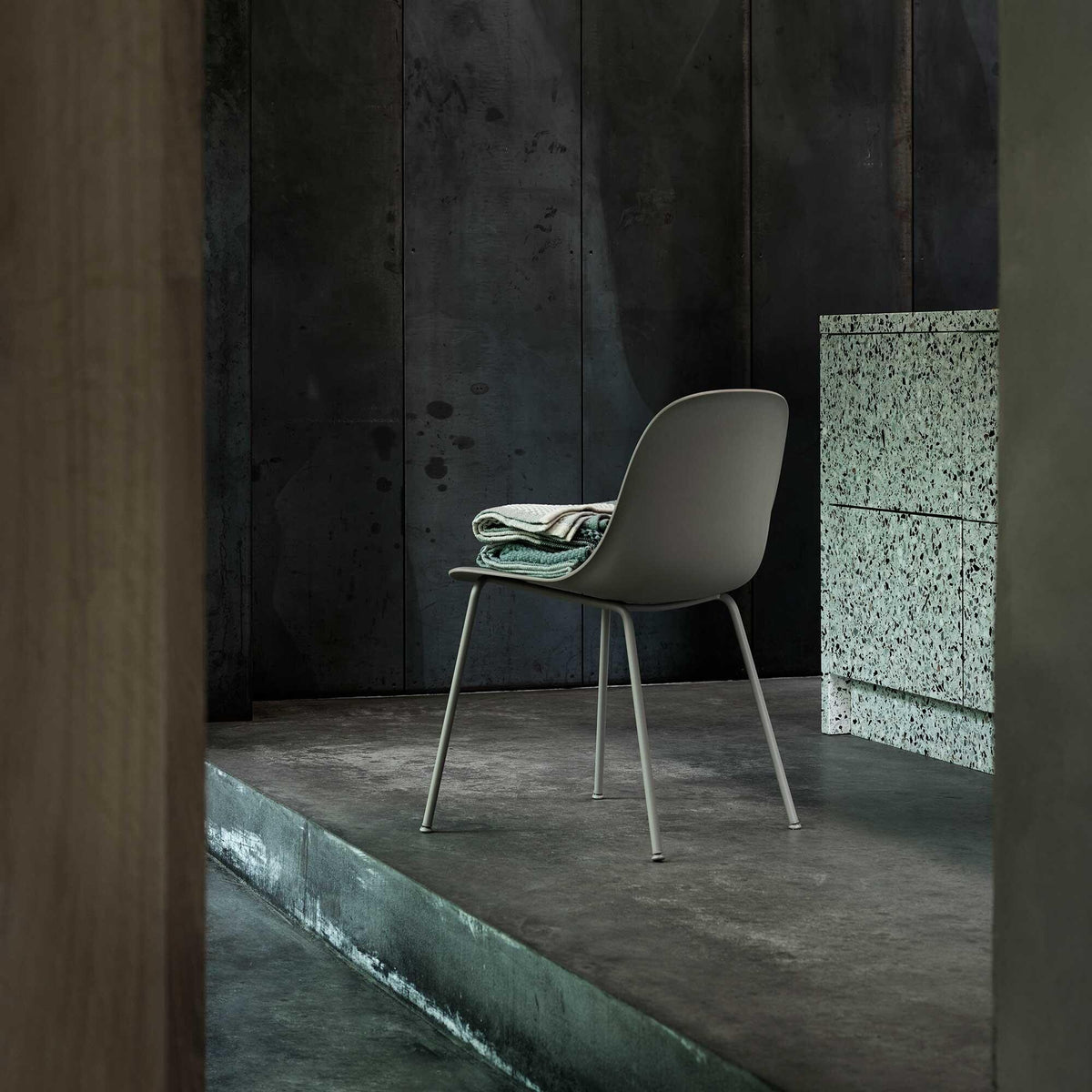 Muuto Fiber Chair Stuhl mit Rohrgestell Recycelt