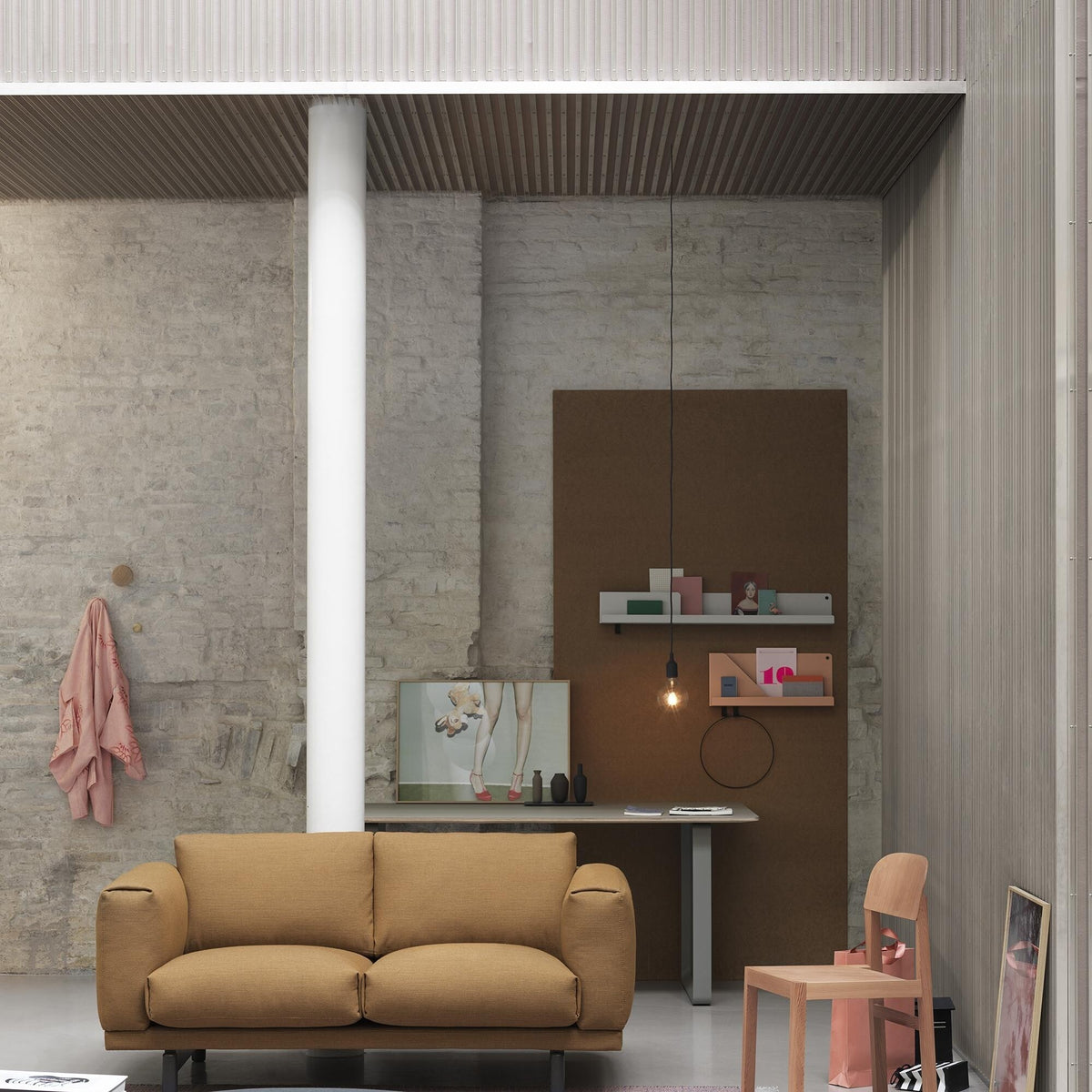 Muuto Folded Regal L