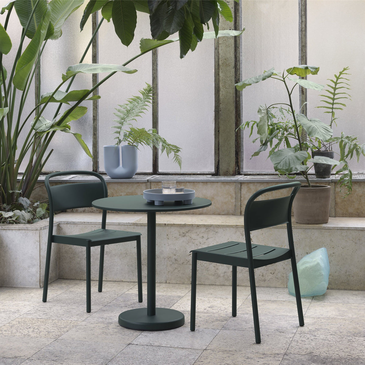 Muuto Linear Steel Gartentisch Ø 70cm