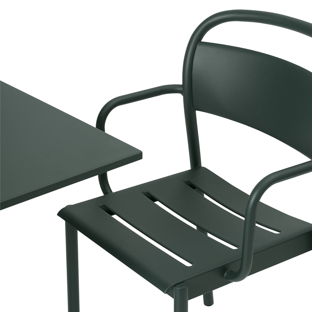 Muuto Linear Steel Gartenarmlehnstuhl