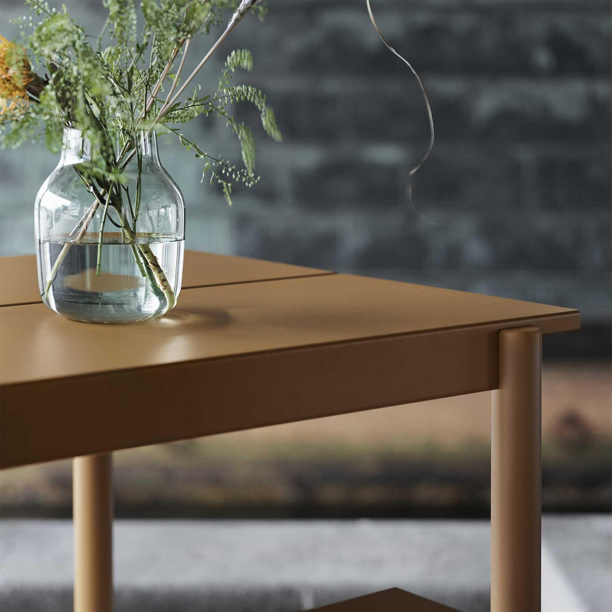 Muuto Linear Steel Gartentisch 140x75cm