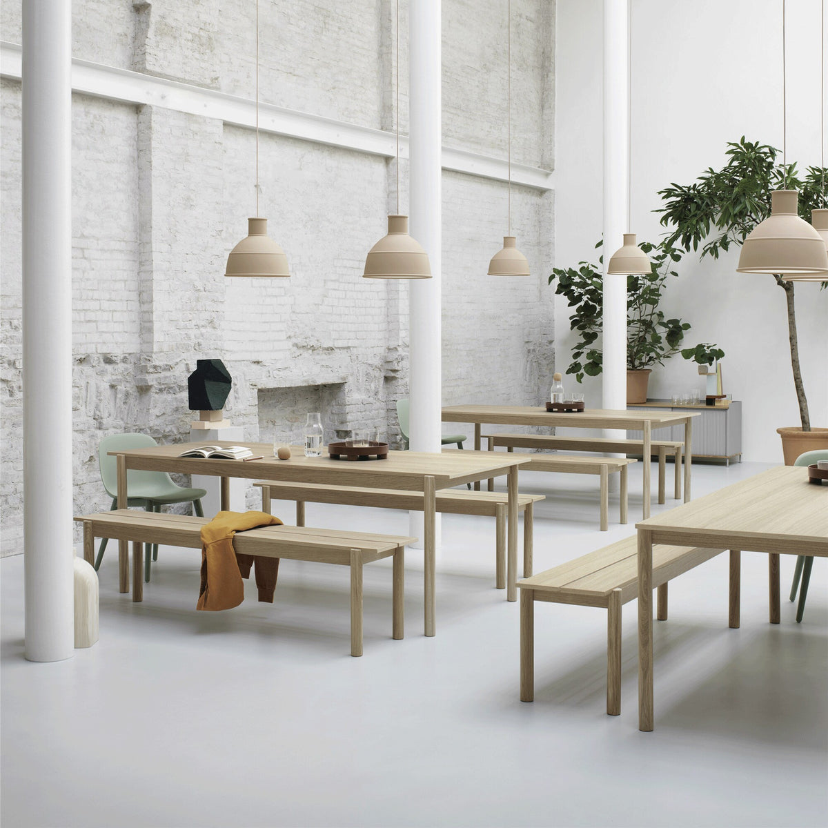 Muuto Linear Wood Esstisch 140x85cm